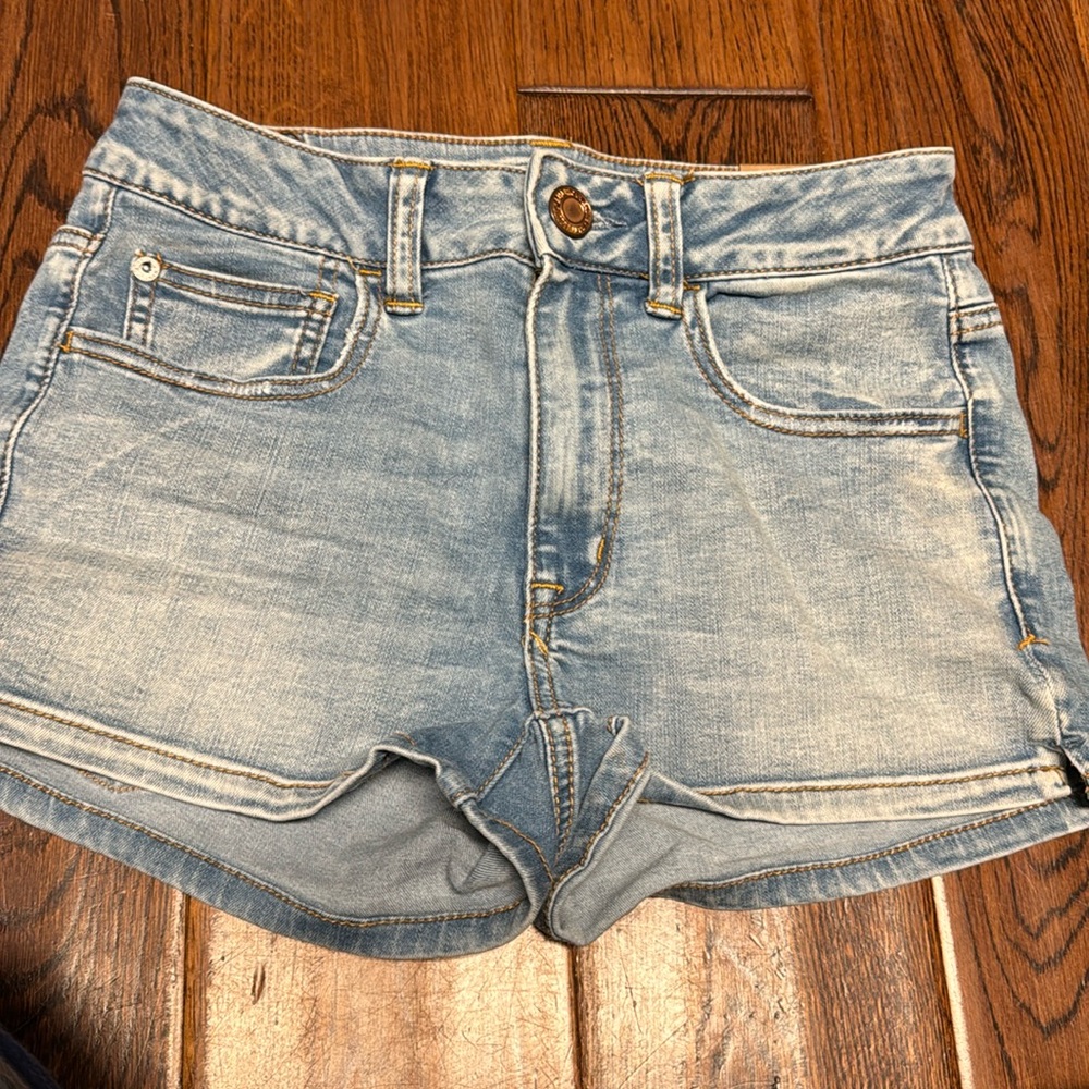American Eagle hi rise shortie